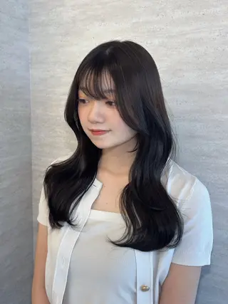 ロング カラー ヘアアレンジ 韓国レイヤーカット/ 儚げカラーチナツのヘアスタイル