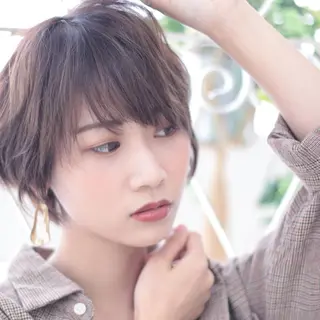 ショート カラー ハイトーン/小顔 カット/Ayumuのヘアスタイル