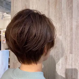 ショート カラー 畠中 望来のヘアスタイル