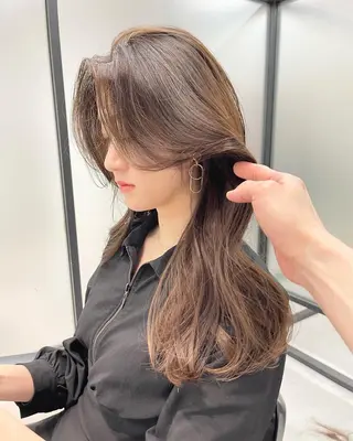 ロング 韓国レイヤーカット 髪質改善▫️水野有真のヘアスタイル