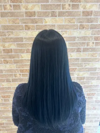 カラー 有村 実佑のヘアスタイル