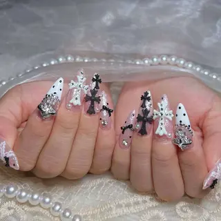 ネイル Lyna 池袋 ロングネイルのネイルデザイン