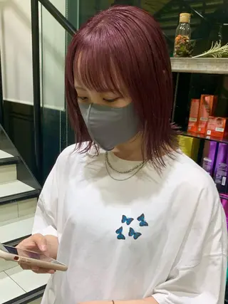 ショート カラー 海外girl🤎 透明感ベージュmaoのヘアスタイル