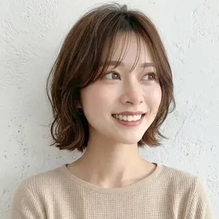 ショート 庭木華瑠🐾ボブ🧡 透明感カラー✨のヘアスタイル