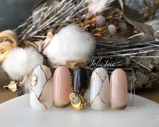 ネイル Jolie Joieの眉毛・アイブロウイメージ