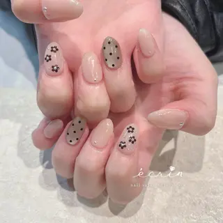 ネイル ecrin エクラン Haruka🌼のネイルデザイン