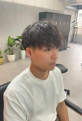 ショート メンズ レイヤーカット 西村あきやのヘアスタイル