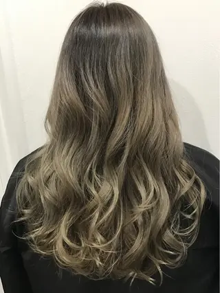 ロング カラー 若杉 諒のヘアスタイル