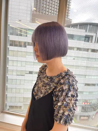 ショート カラー 店長 MANAMI 艶カラー／骨格ボブのヘアスタイル