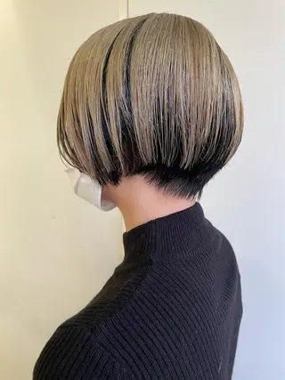 ショート 💜ショート💜 ウルフ、ボブ二色亜美のヘアスタイル