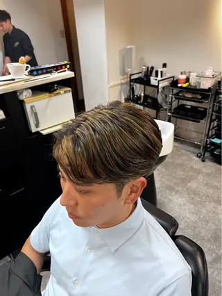 カラー メンズ 河山 楽のヘアスタイル