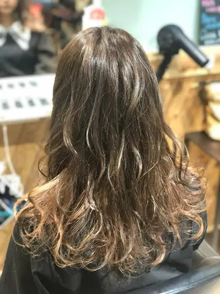 セミロング 平野 美代のヘアスタイル