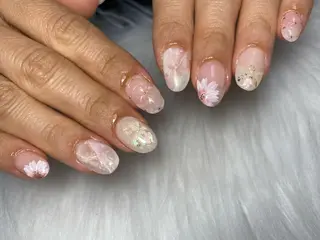 ネイル Mana ·͜· ❤︎のネイルデザイン