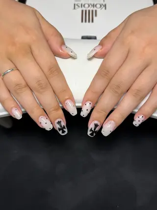 ネイル moni nailのネイルデザイン