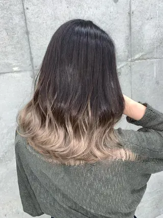 ミディアム 山田 絵里菜のヘアスタイル