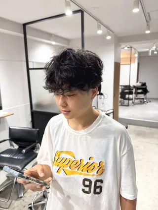 メンズ ツヤツヤ縮毛矯正 /美髪カラー 小山のヘアスタイル