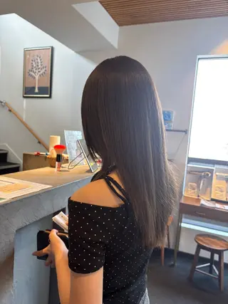 ロング カラー 池田 七海のヘアスタイル