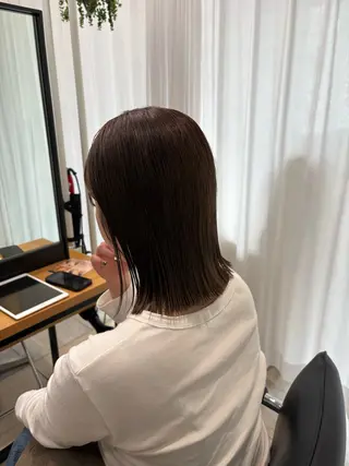 ミディアム kanon /透明感ベージュのヘアスタイル