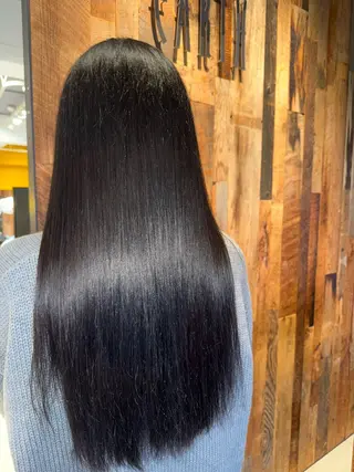 ヨコスカ チヒロのヘアスタイル