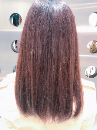 セミロング 【艶髪職人】石井啓輝 代表のヘアスタイル