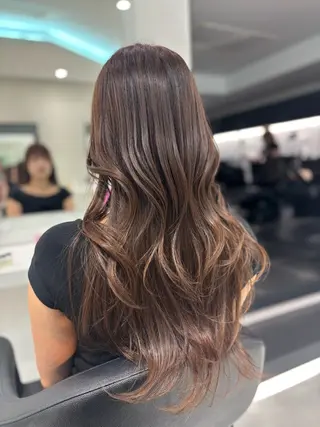 ロング カラー 流行りの透明感カラー ×縮毛矯正🤍ユウのヘアスタイル