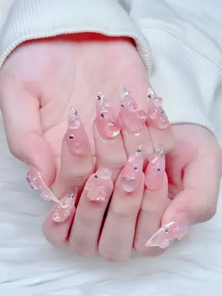 ネイル AKIKO ネイルサロンのネイルデザイン