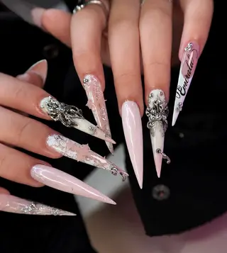 ネイル Julie NailSalonのネイルデザイン