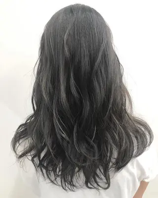 セミロング カラー ヘアアレンジ 【公式】amble luxe池袋東口🩷のヘアスタイル