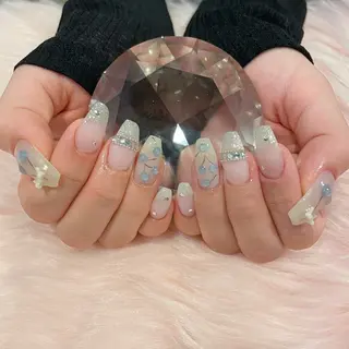 ネイル リスブラン 🎀MIKAのネイルデザイン