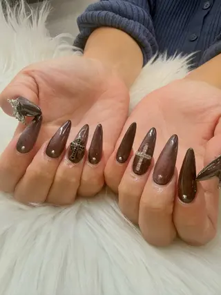 ネイル I. AYUMIのネイルデザイン