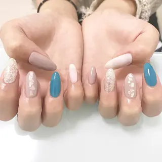 ネイル 板垣 綾乃のネイルデザイン