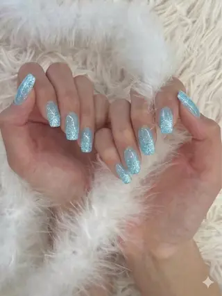 ネイル LAVISH sakiのネイルデザイン