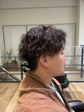 パーマ メンズ 牟田 いろはのヘアスタイル