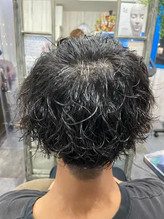 ショート パーマ メンズ カットパーマ✂️ 小坂田玲亜のヘアスタイル