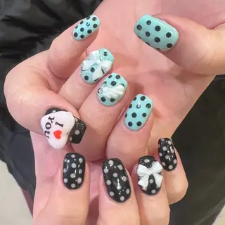 ネイル 🍓個性派ネイル🎶 /Komachi❤️のネイルデザイン