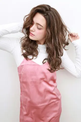 セミロング ミディアム ロング カラー パーマ ヘアアレンジ ショート キッズ メンズ マツエク・マツパ ネイル ショートヘアー◎ 縮毛矯正◎のヘアスタイル