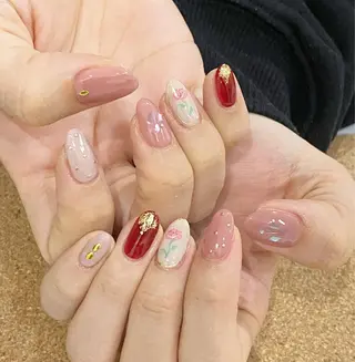 ネイル 板垣 綾乃のネイルデザイン