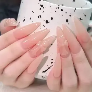 ネイル Queens 榊 まおのネイルデザイン