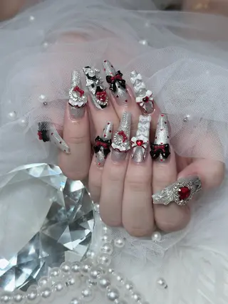 ネイル Julli NailStudioのネイルデザイン