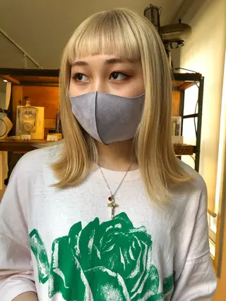 ミディアム カラー eri kinjoのヘアスタイル