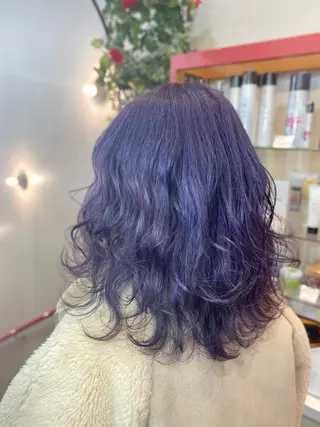 ミディアム ゆぴ☾/推しカラー /ハイトーンのヘアスタイル