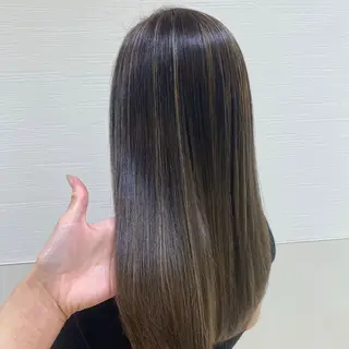 カラー ダメージレス/艶髪 🫧さくら🫧のヘアスタイル