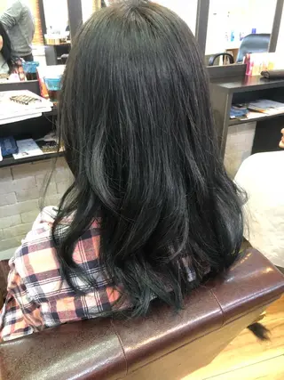 セミロング カラー 増山 大起のヘアスタイル