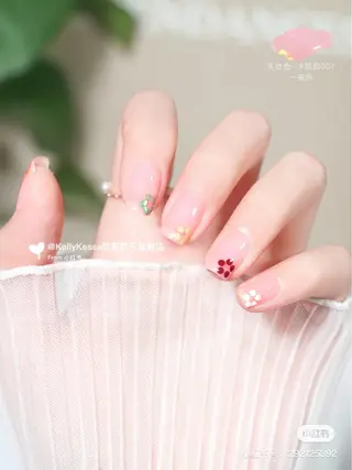 ネイル Tinaネイル 難波のネイルデザイン