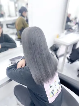 カラー 🪞THEATER 表参道店🩰のヘアスタイル