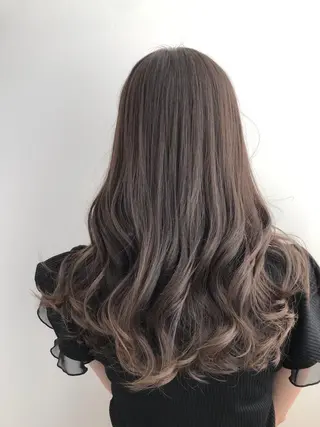 セミロング カラー 【透明感、艶髪】西村 有司のヘアスタイル