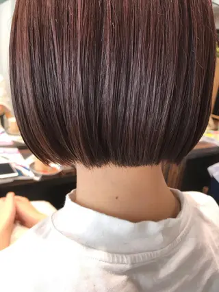 ショート カラー レイヤー/大人ボブ| ワタナベ リョウカのヘアスタイル