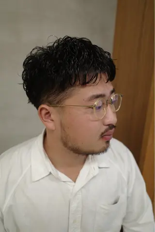 ショート メンズ 西宮北口パーマ 鮫島竜海のヘアスタイル