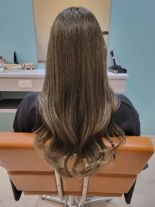ロング カラー ハイライト/カラー ⭐中村真冬のヘアスタイル