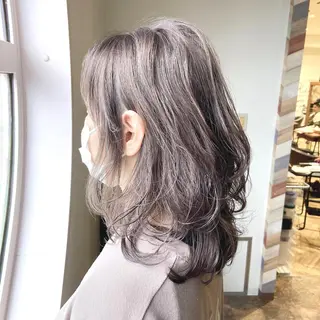 セミロング NAKAHARA TSUKUSHIのヘアスタイル